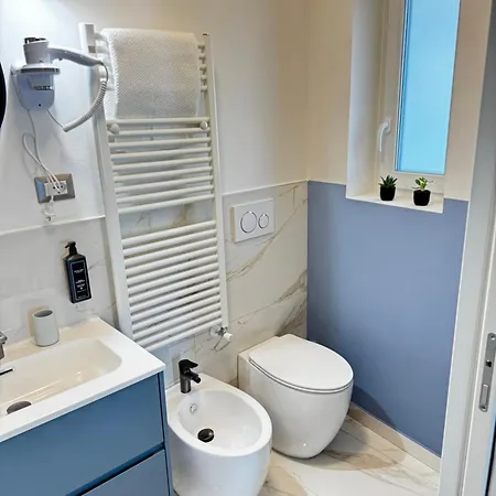 Saraeco Apartamento Como